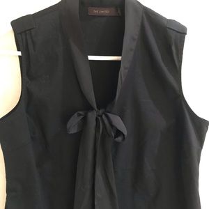 The Limited size small blouse